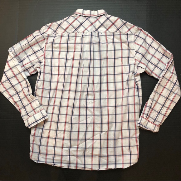 *SOLD* Tommy Hilfiger Boy’s Button Up Shirt - Picture 3 of 3